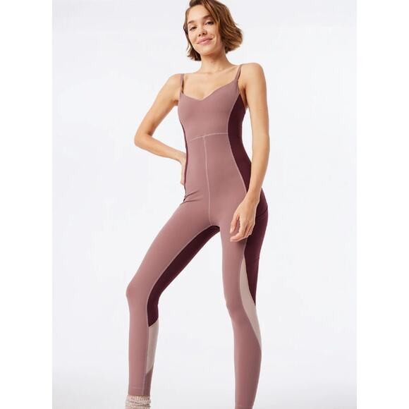 Outdoor Voices Superform Zoom Full Length Bodysuit Jumpsuit Deep Taupe - Picture 10 of 10